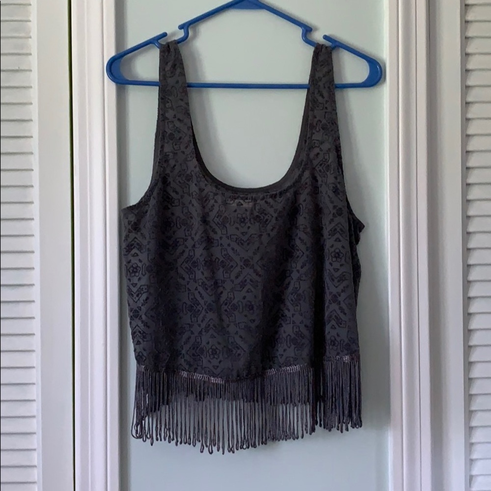 Hollister Tank